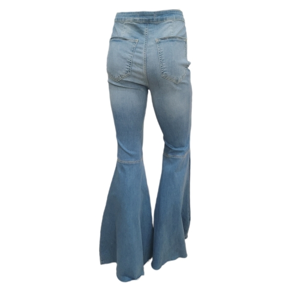 Free People Just Float On Flare Blue Jeans, Womens 28 R - Picture 4 of 8